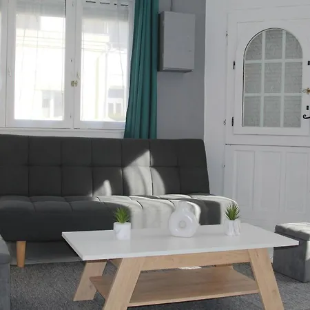 Apartment Duplex Avec Cour 10 Pers Berck