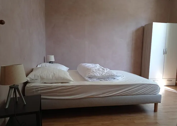 Appartement Duplex Avec Cour 10 Pers